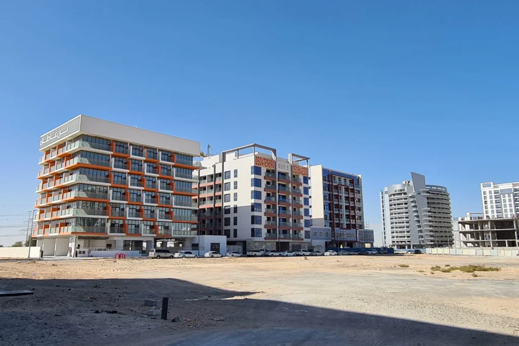 Dubaï Land Residence Complex (DLRC)