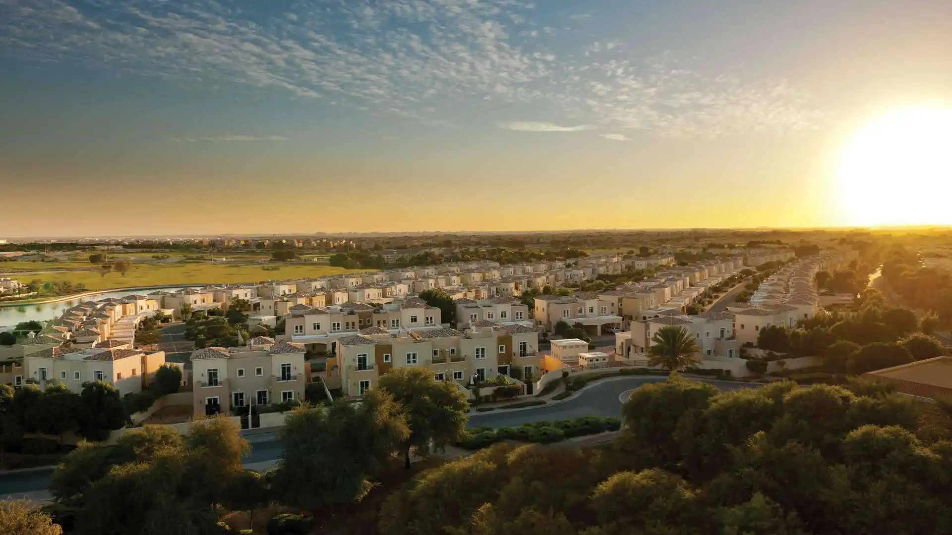 résidence villas arabian ranches dubai au couché du soleil dubai