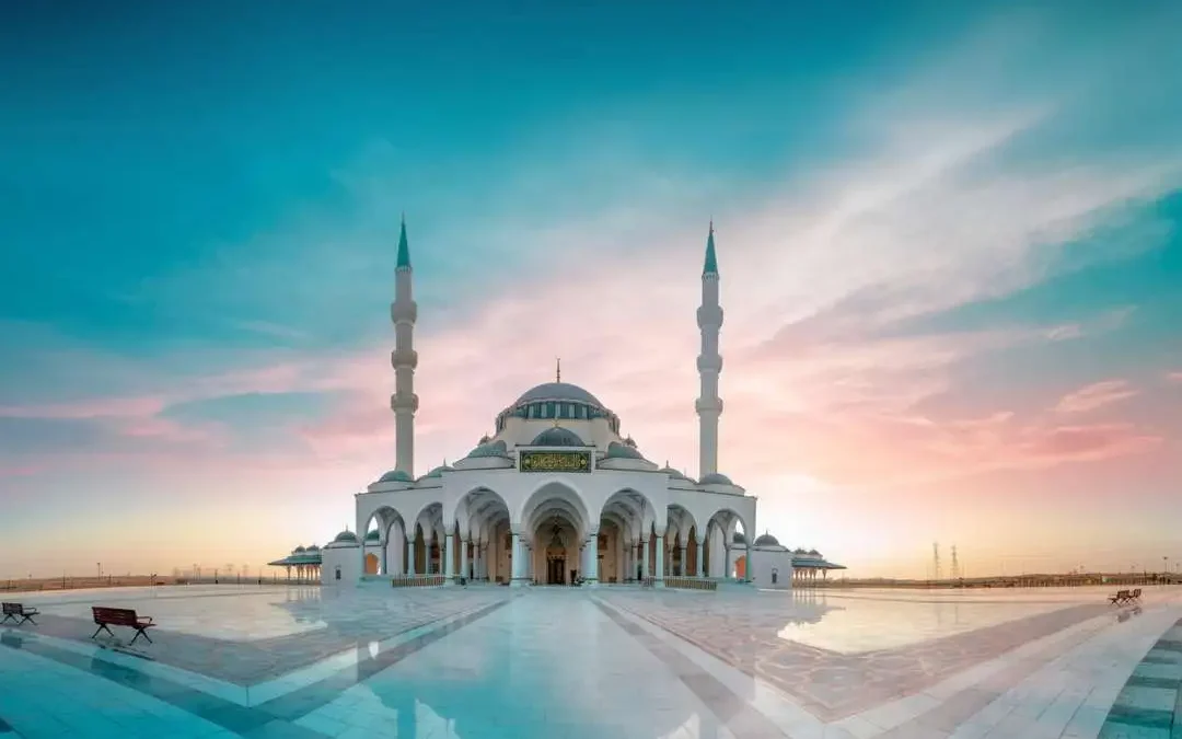 L’Immobilier à Sharjah moins cher ? Les différences avec Dubaï